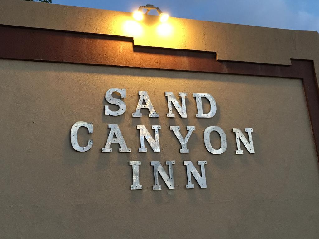 National 9 Inn Sand Canyon 코테즈 외부 사진